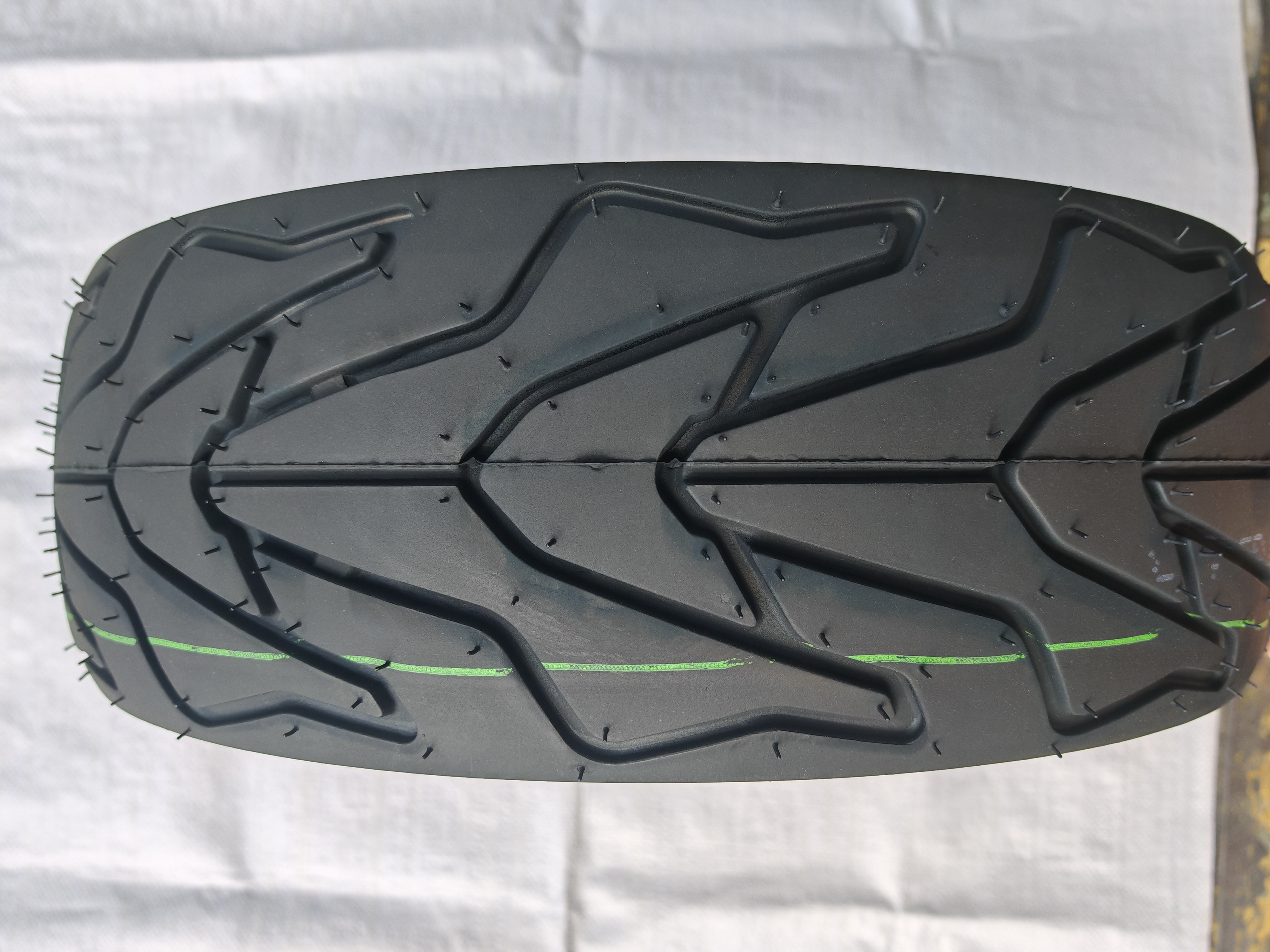 Manlung Tires Mopon rengas 130/60R13 53J