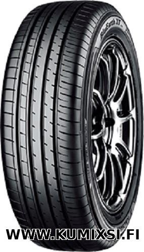 Yokohama Bluearth-xt Ae61 215/60R17 96H